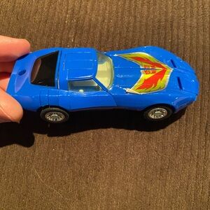 Tracks 1985 Vintage Hasbro G1 Transformers Action Figure